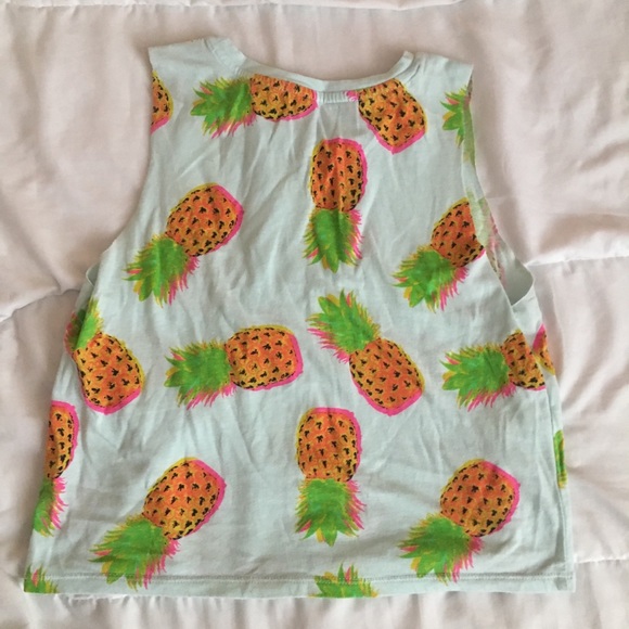 Pineapple Crop Top 🍍 - Picture 3 of 3